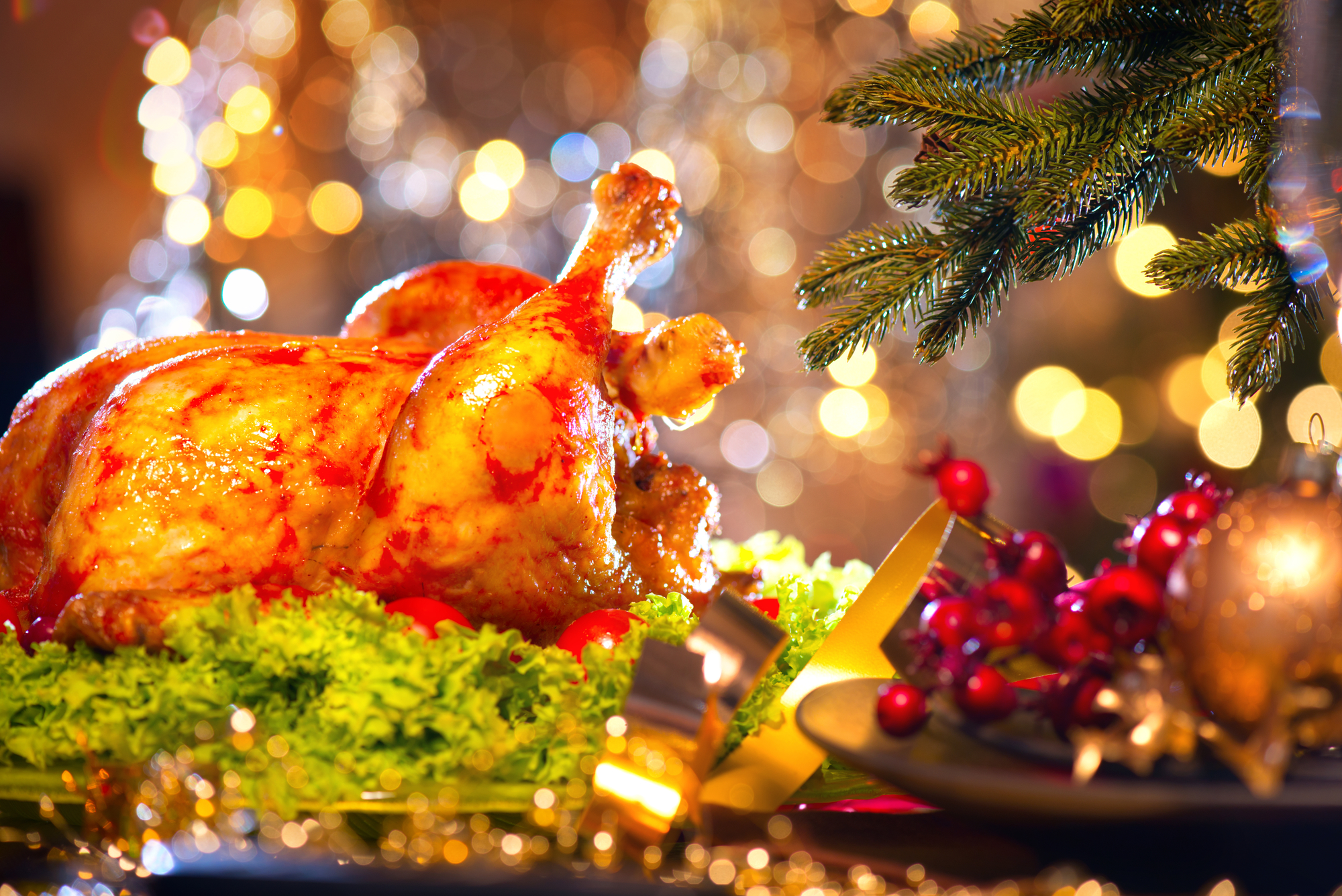 Christmas dinner. Holiday decorated table with roasted turkey - The Fit ...
